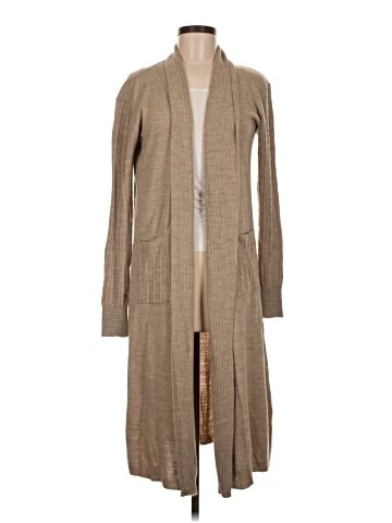 AKIIKA Cardigan (view 1)