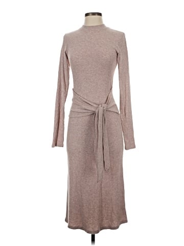 Fourteenth Place Casual Dress (view 1)