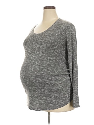 Liz Lange Maternity Long Sleeve T-Shirt (view 1)
