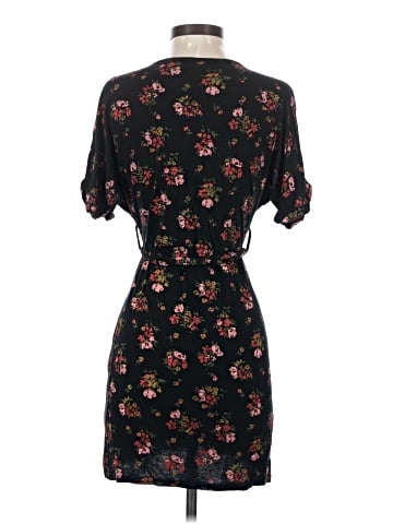 Boohoo Casual Dress (view 2)