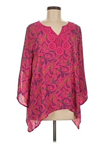The Pioneer Woman 3/4 Sleeve Blouse (view 1)
