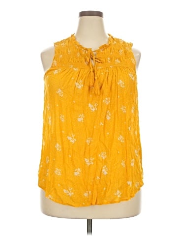 Rewind Sleeveless Blouse (view 1)