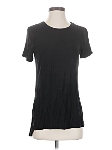 Ellen Tracy Short Sleeve T-Shirt (view 1)