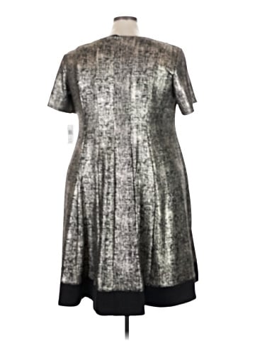 Signature by Robbie Bee Casual Dress (view 2)