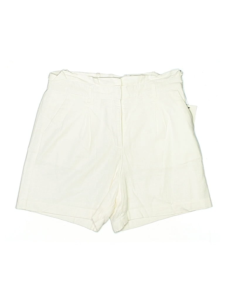 Crown & Ivy Shorts In White