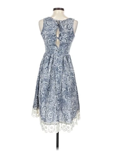 Doe & Rae Casual Dress (view 2)