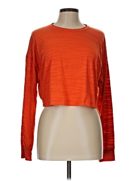 Lululemon Athletica Long Sleeve T-Shirt (view 1)