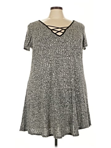 Love Cameron Short Sleeve Top (view 1)