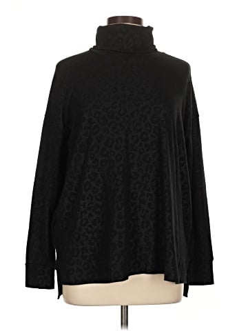Capote Long Sleeve Top (view 1)