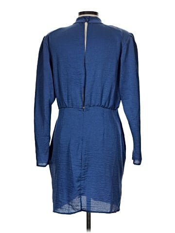Trendyol Casual Dress (view 2)