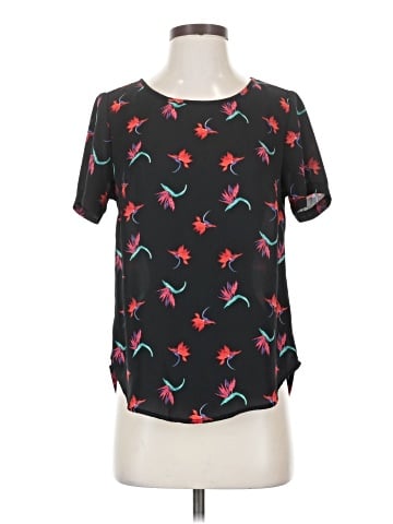 Simply Styled Short Sleeve T-Shirt (view 1)