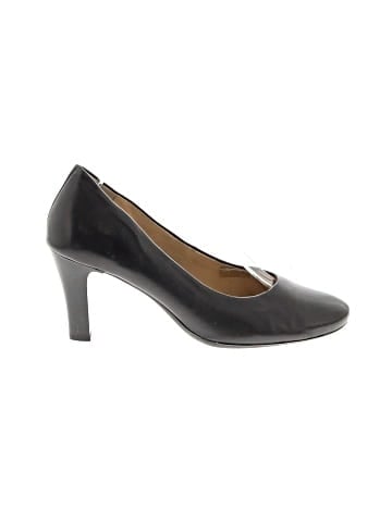 Ara Heels (view 1)