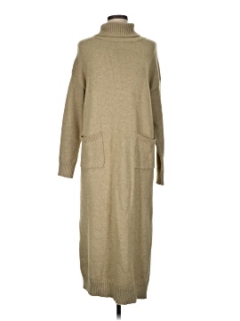 Line & Dot Casual Dress