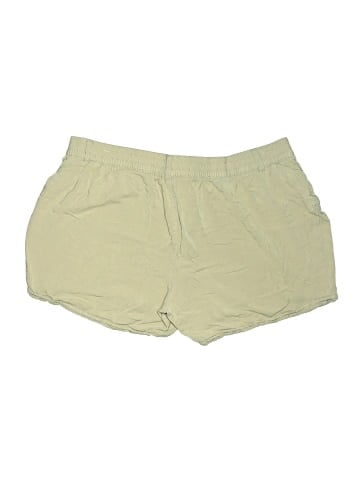 Gloria Vanderbilt Khaki Shorts (view 2)