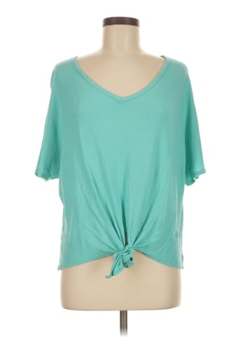 Brenda's Short Sleeve Top (view 1)