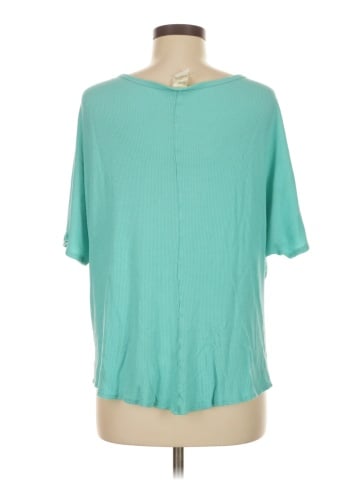 Brenda's Short Sleeve Top (view 2)