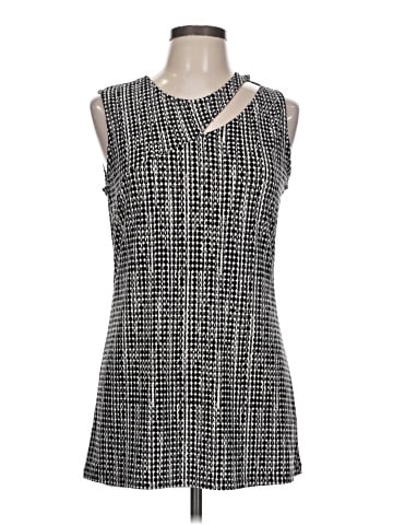 14th & Union Sleeveless Top (view 1)