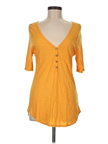 t.la Short Sleeve Top (view 1)