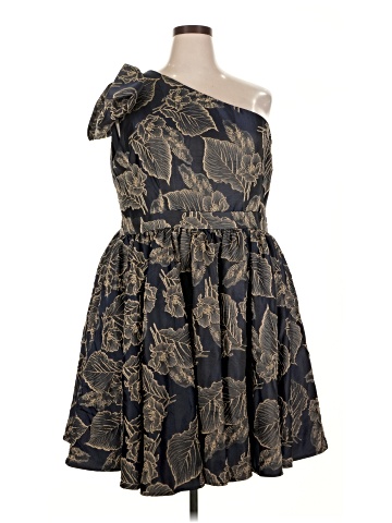 Crown Linen Designs Women's Clothing On Sale Up To 90% Off Retail | ThredUp