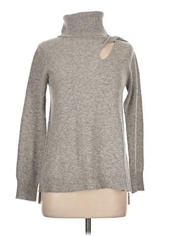 Neiman Marcus Cashmere Pullover Sweater (view 1)
