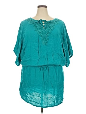 Pinky 3/4 Sleeve Blouse (view 1)
