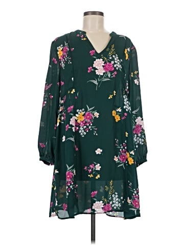 Old Navy Casual Dress (view 1)