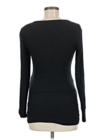 Old Navy - Maternity Long Sleeve T-Shirt (view 2)