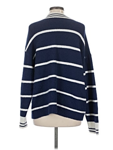 American Eagle Outfitters Pullover Sweater (view 2)