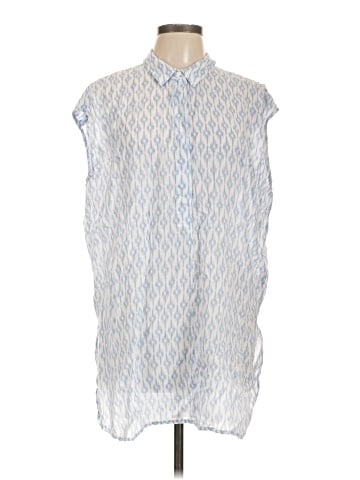 TWO by Vince Camuto Sleeveless Button-Down Shirt (view 1)
