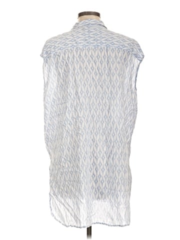 TWO by Vince Camuto Sleeveless Button-Down Shirt (view 2)