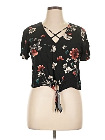 Mudd Short Sleeve Blouse (view 1)
