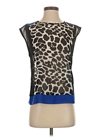 Robbi & Nikki Sleeveless T-Shirt (view 1)