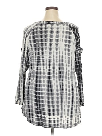 La Vanya 3/4 Sleeve T-Shirt (view 2)