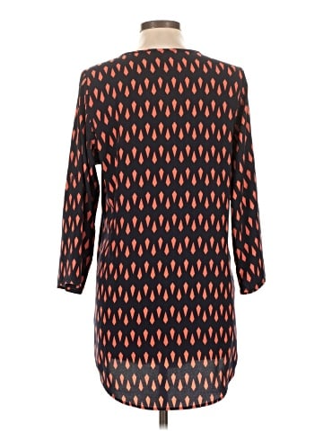 19 Cooper 3/4 Sleeve Blouse (view 2)