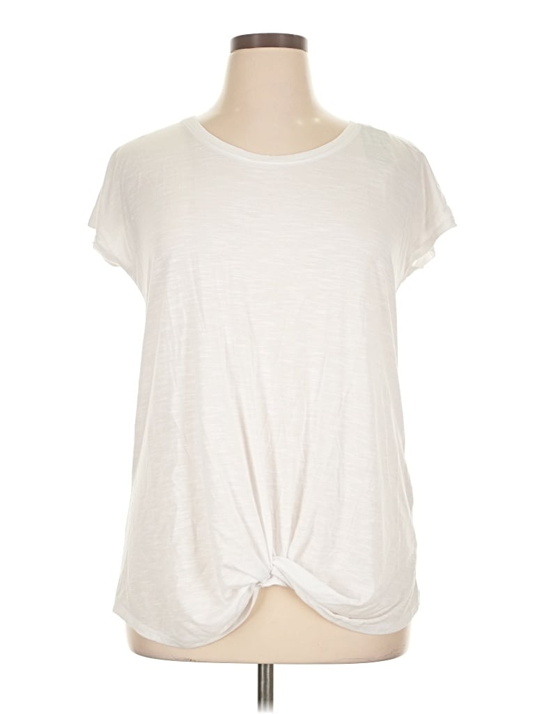Izod Short Sleeve T-shirt In White