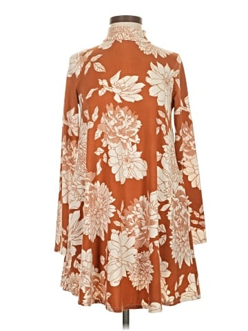 Agnes & Dora Casual Dress (view 1)