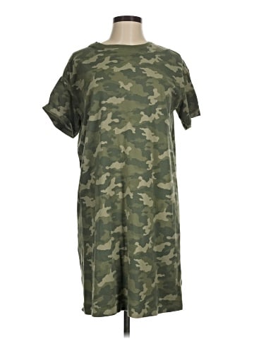 Old Navy Casual Dress (view 1)