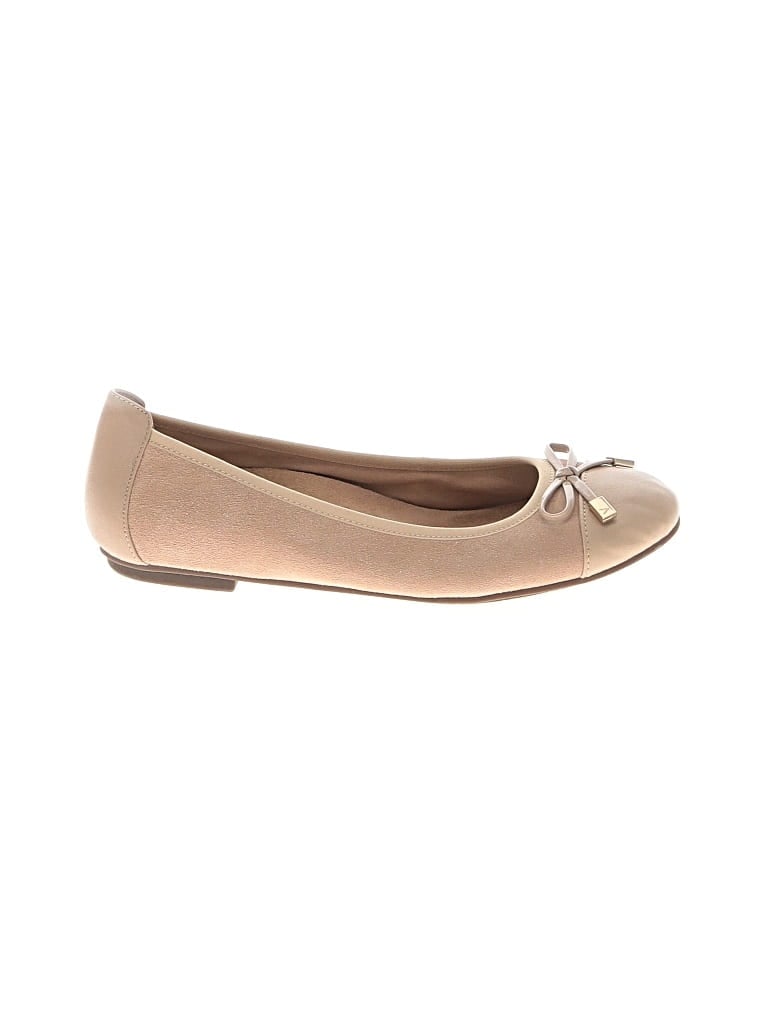 Pre-owned Vionic Flats In Brown