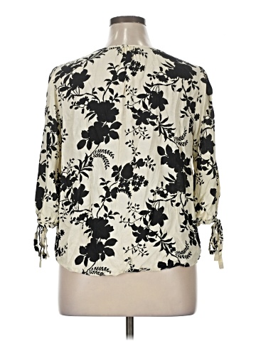 Olivia Grey 3/4 Sleeve Blouse (view 2)