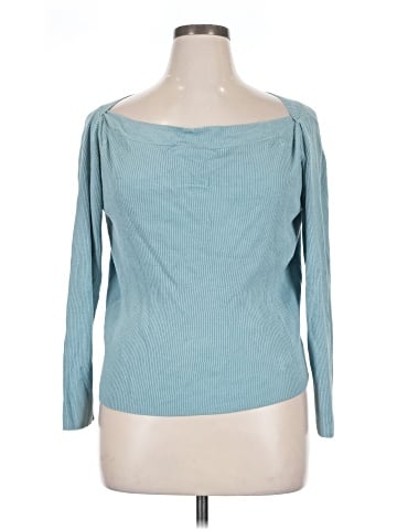 St. John Pullover Sweater (view 1)