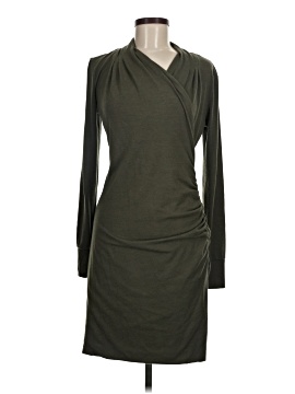 green emerald velvet dress Banana Republic Women's Green Collared Long Sleeve Button Down Shirt T –  Brie main image 0