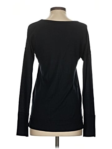 Abercrombie & Fitch Long Sleeve T-Shirt (view 2)
