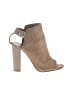 Vince. Tan Ankle Boots Size 8 - photo 1