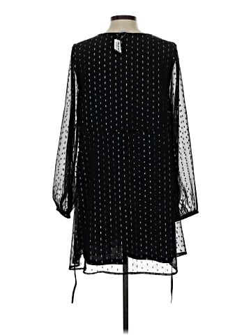 Old Navy Casual Dress (view 2)