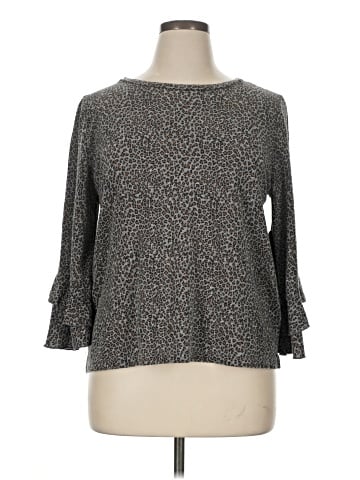 t.la 3/4 Sleeve T-Shirt (view 1)