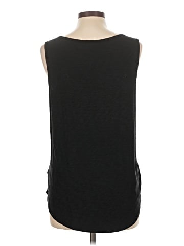 Lucy & Laurel Sleeveless T-Shirt (view 2)