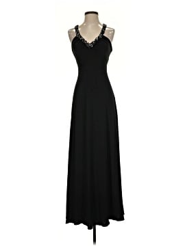 green emerald velvet dress Amazon.com: GraduationMall Deluxe Doctoral Graduation Gown Black Velvet  with Gold Piping for Faculty and Professor 45(5'0"-5'2"): Clothing, Shoes &  Jewelry