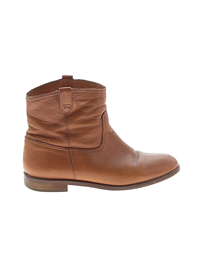 Pre-owned Old Navy Ankle Boots In Brown