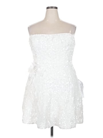 Dress the Population Cocktail Dress (view 1)
