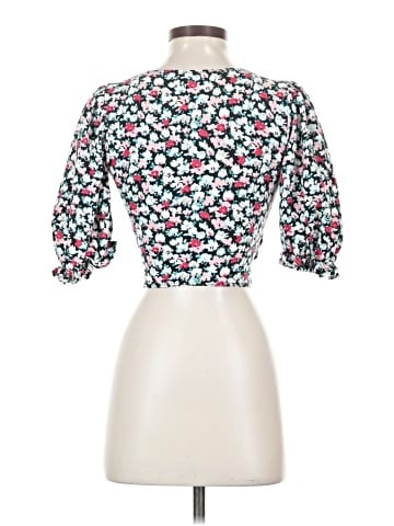 Urban Outfitters 3/4 Sleeve T-Shirt (view 2)